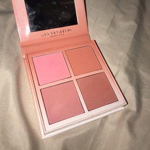 Anastasia Beverly Hills Radiant Blush Kit